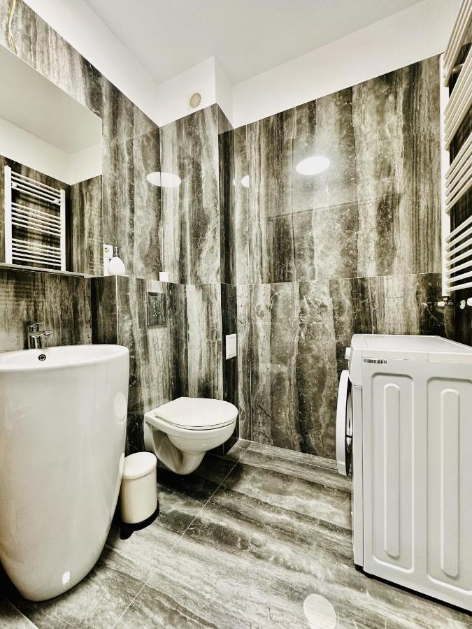 Rentforcomfort Sky Garden Studio Appartement Boekarest Buitenkant foto